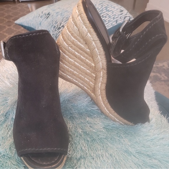 Prada Wedges - Picture 5 of 12